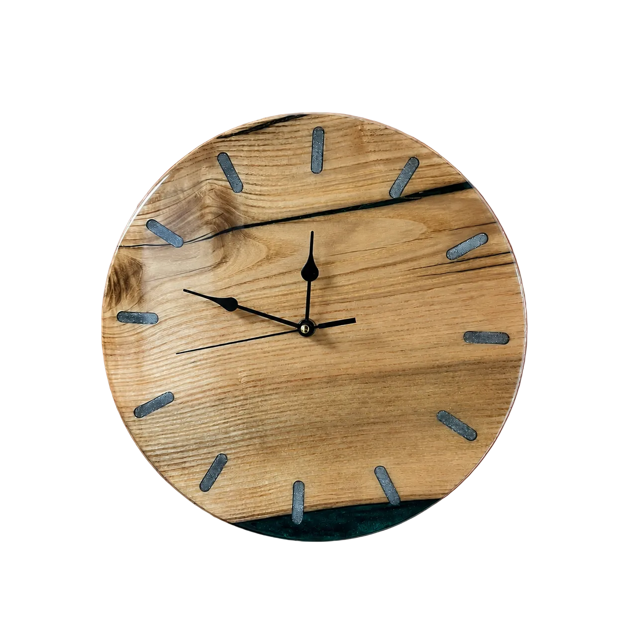 Horloge murale artisanale en bois et résine
